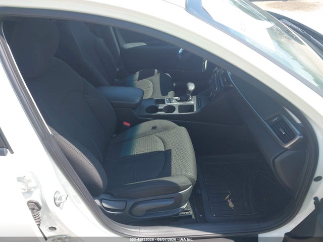 Продажа на аукционе авто 2018 Kia Optima Lx, vin: KNAGT4L39J5235985, номер лота: 45832028