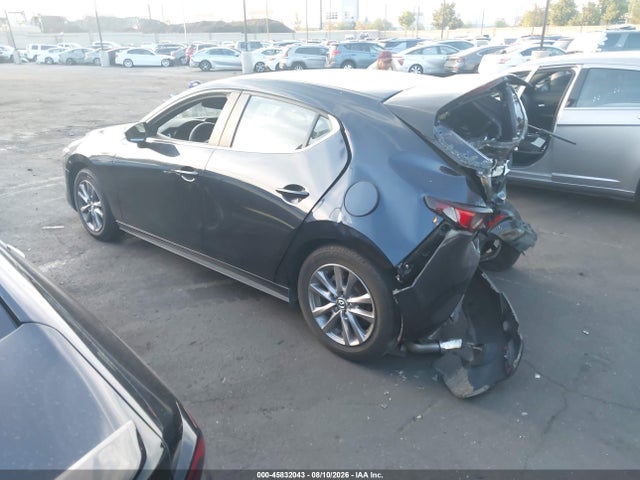 Продаж на аукціоні авто 2021 Mazda Mazda3 2.5 S, vin: JM1BPAJL2M1305700, номер лоту: 45832043