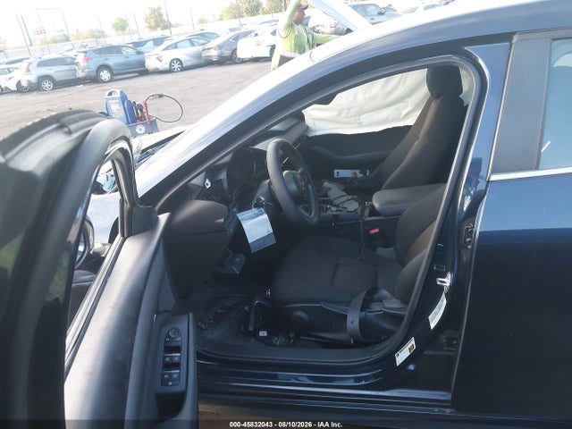 Продаж на аукціоні авто 2021 Mazda Mazda3 2.5 S, vin: JM1BPAJL2M1305700, номер лоту: 45832043