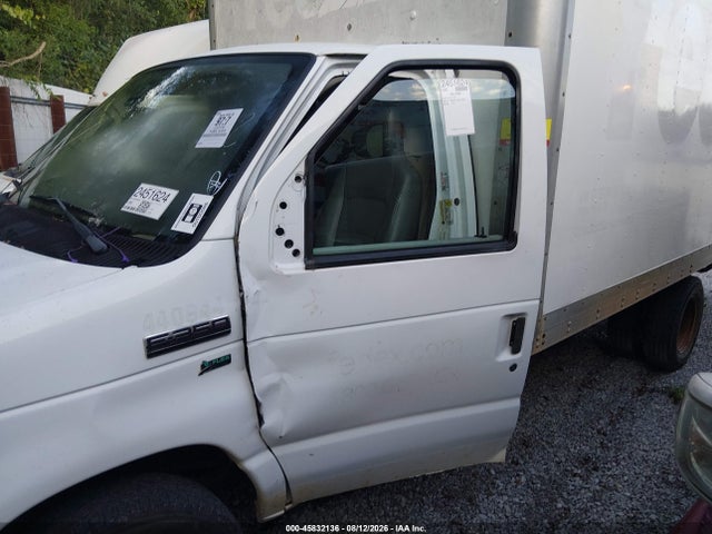 Продаж на аукціоні авто 2016 Ford E-350 Cutaway, vin: 1FDWE3FL7GDC33810, номер лоту: 45832136