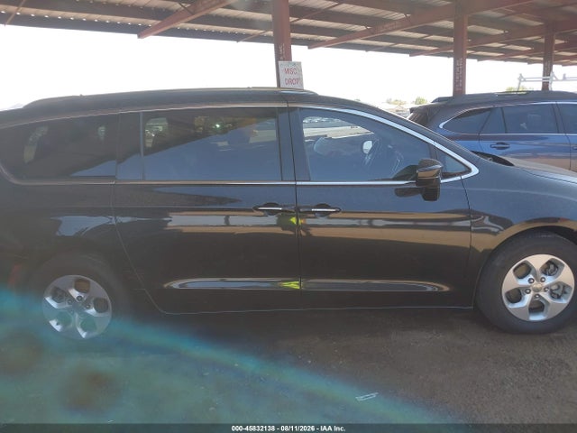 Chrysler Pacifica Touring-l Plus 2017 2C4RC1EG7HR643926 Image 13