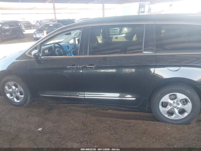 Chrysler Pacifica Touring-l Plus 2017 2C4RC1EG7HR643926 Image 14