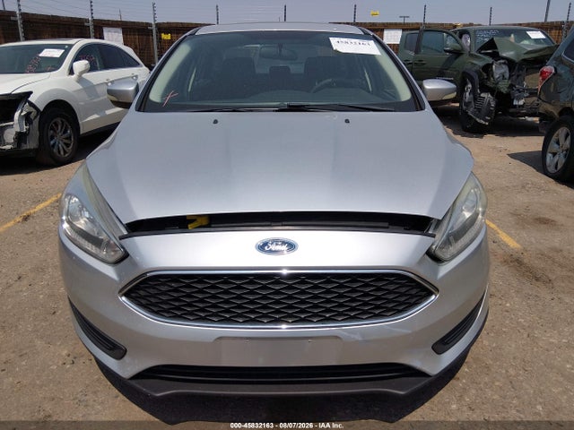 45832163 :رقم المزاد ، 1FADP3F22GL267422 vin ، 2016 Ford Focus Se مزاد بيع