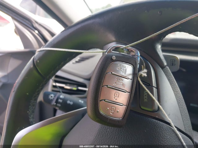 Продаж на аукціоні авто 2021 Hyundai Ioniq Electric Se, vin: KMHC75LJ3MU081760, номер лоту: 45832207