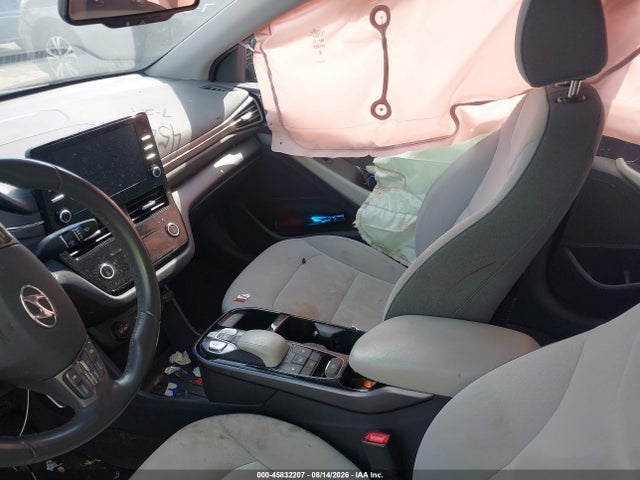 Продаж на аукціоні авто 2021 Hyundai Ioniq Electric Se, vin: KMHC75LJ3MU081760, номер лоту: 45832207
