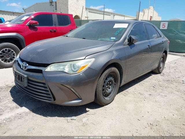 Toyota CAMRY LE 2015 4T4BF1FK6FR471269 Image 2