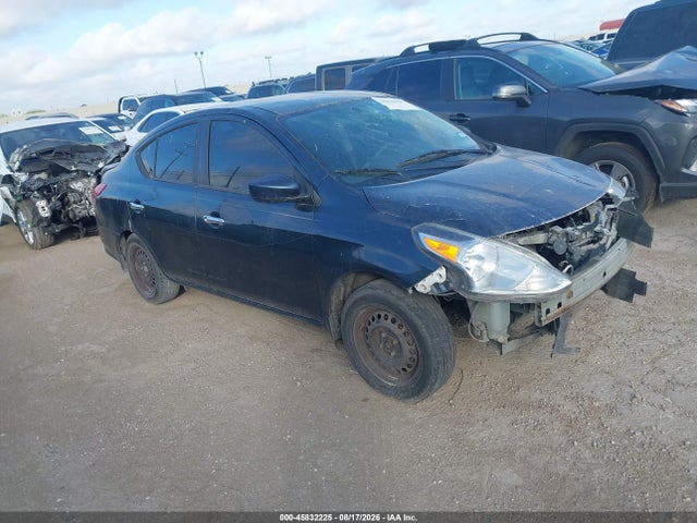 2015 3N1CN7AP2FL829962 main image