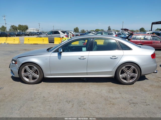 2012 Audi S4 Premium Plus მანქანა იყიდება აუქციონზე, vin: WAUBGAFL3CA102299, აუქციონის ნომერი: 45832262