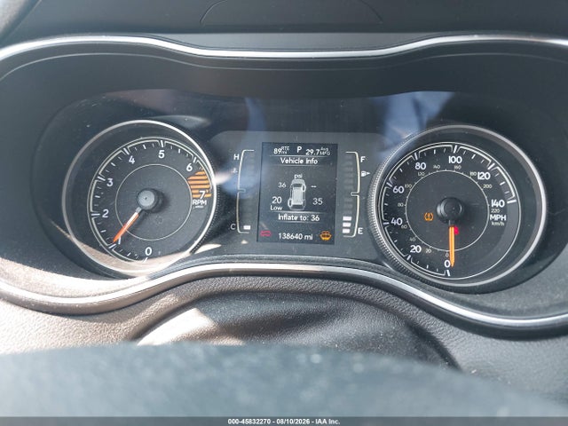 Продаж на аукціоні авто 2019 Jeep Cherokee Latitude Plus Fwd, vin: 1C4PJLLB3KD129582, номер лоту: 45832270