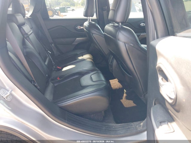 Продаж на аукціоні авто 2019 Jeep Cherokee Latitude Plus Fwd, vin: 1C4PJLLB3KD129582, номер лоту: 45832270