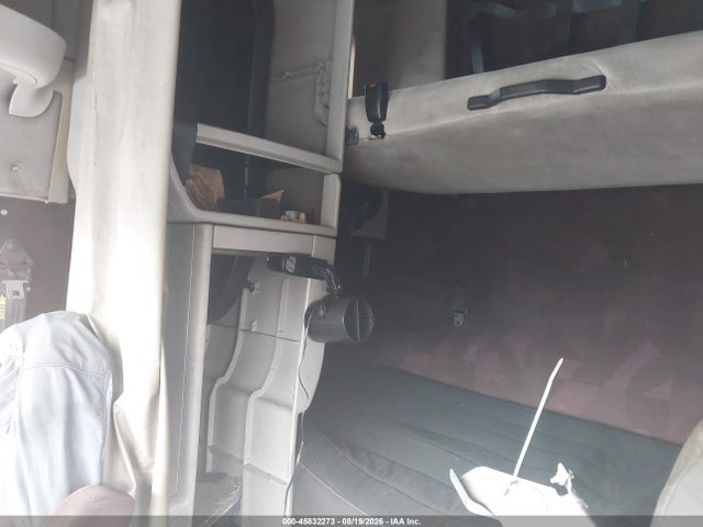 Продажа на аукционе авто 2007 Volvo Vn, vin: 4V4NC9GH17N445345, номер лота: 45832273