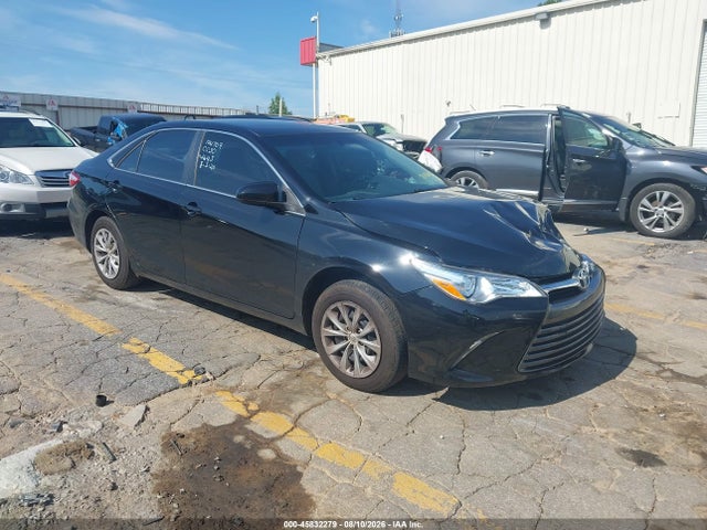 Продажа на аукционе авто 2017 Toyota Camry Le, vin: 4T1BF1FK6HU704645, номер лота: 45832279