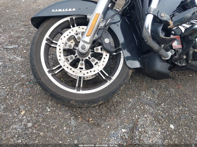 Harley-Davidson FLHTK 2020 1HD1KEF13LB639203 Image 11