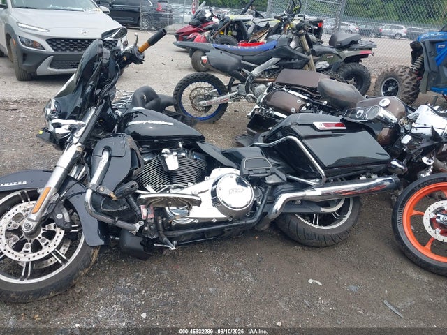 Harley-Davidson FLHTK 2020 1HD1KEF13LB639203 Image 3