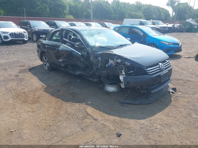 2015 Volkswagen Passat 1.8t Limited Edition მანქანა იყიდება აუქციონზე, vin: 1VWAT7A38FC102129, აუქციონის ნომერი: 45832320
