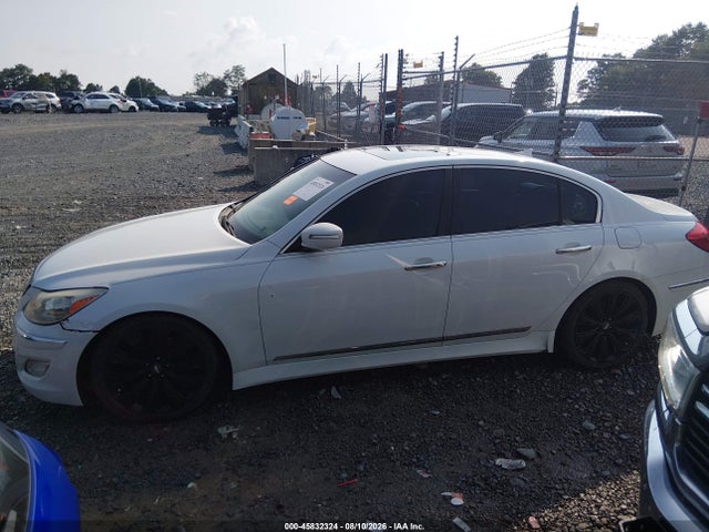 2013 Hyundai Genesis 5.0 R-spec მანქანა იყიდება აუქციონზე, vin: KMHGC4DH9DU249825, აუქციონის ნომერი: 45832324