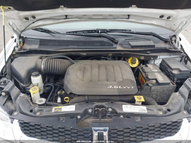 45832326 :رقم المزاد ، 2C4RDGCG0HR800036 vin ، 2017 Dodge Grand Caravan Sxt مزاد بيع
