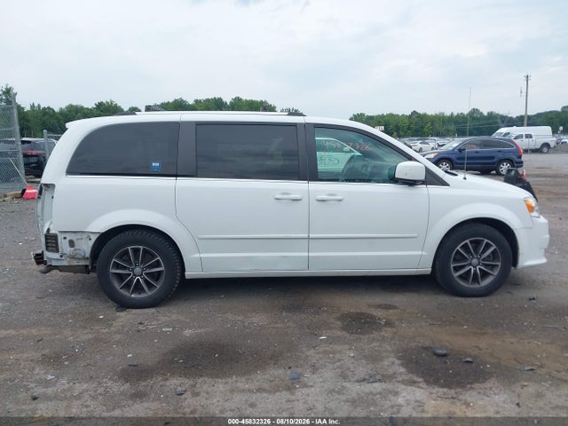 45832326 :رقم المزاد ، 2C4RDGCG0HR800036 vin ، 2017 Dodge Grand Caravan Sxt مزاد بيع