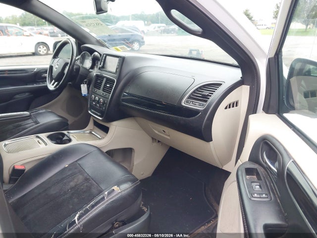 45832326 :رقم المزاد ، 2C4RDGCG0HR800036 vin ، 2017 Dodge Grand Caravan Sxt مزاد بيع
