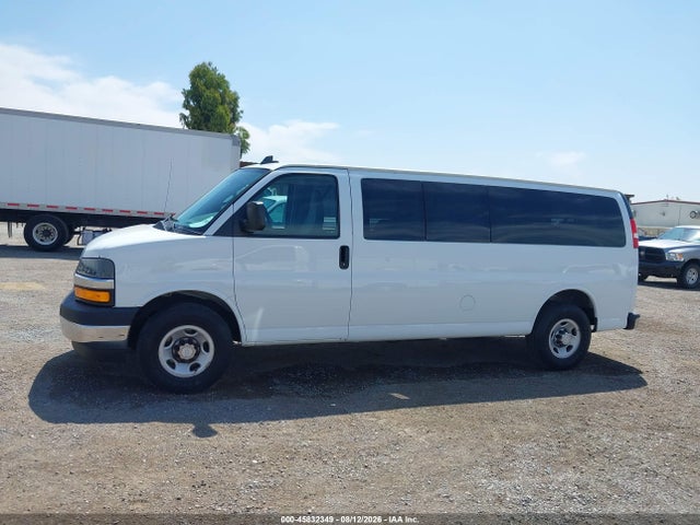 Chevrolet Express 3500 Lt 2018 1GAZGPFG3J1301222 Image 15