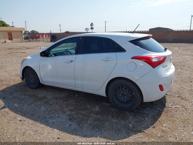 Продажа на аукционе авто 2017 Hyundai Elantra Gt, vin: KMHD35LH8HU381300, номер лота: 45832424