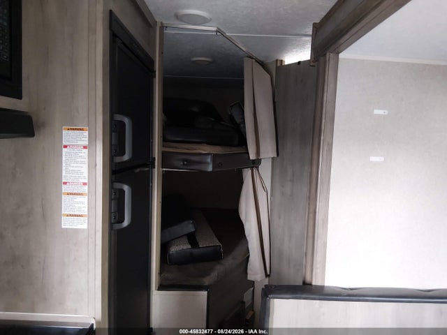 Palomino Puma 2019 5ZT2PUNB8K4002823 Image 17