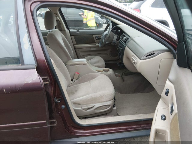 Продажа на аукционе авто 2001 Ford Taurus Lx, vin: 1FAFP52U71G117883, номер лота: 45832483