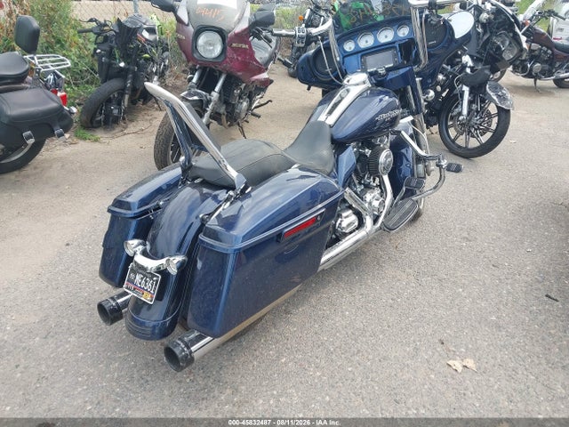 Harley-Davidson Flhx Street Glide 2014 1HD1KBM14EB695168 Image 4