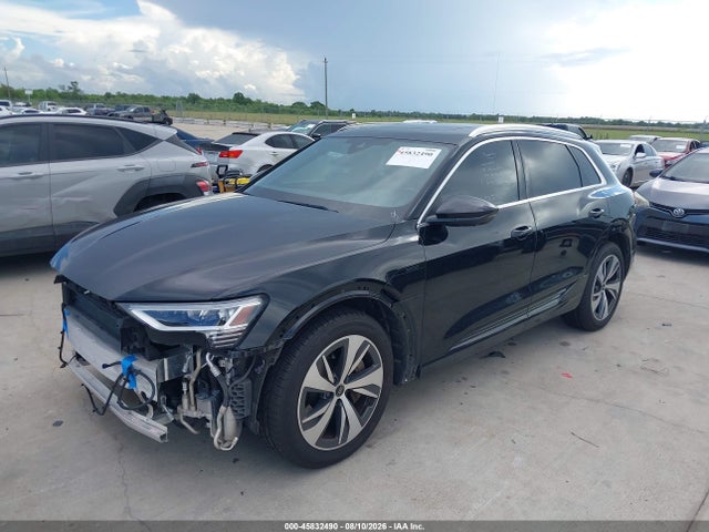 Продаж на аукціоні авто 2024 Audi Q8 E-tron Premium Plus Quattro, vin: WA15AAGE0RB033439, номер лоту: 45832490
