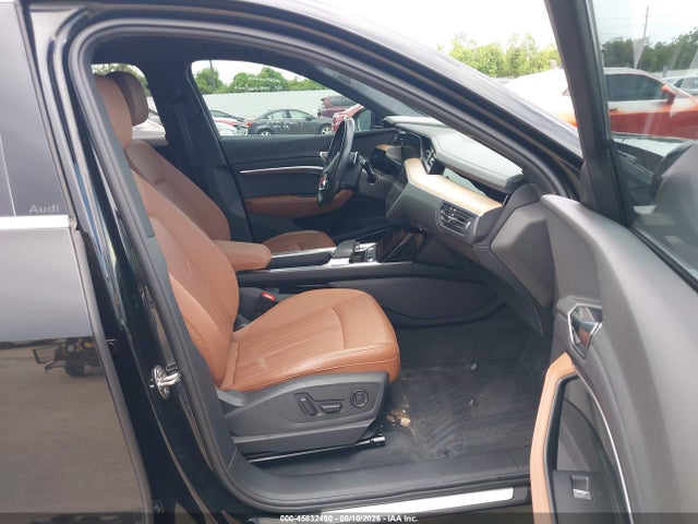 Продаж на аукціоні авто 2024 Audi Q8 E-tron Premium Plus Quattro, vin: WA15AAGE0RB033439, номер лоту: 45832490