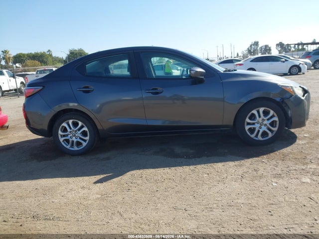 Toyota YARIS IA 2017 3MYDLBYV4HY181529 Image 13