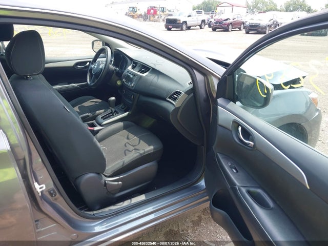 45832540 :رقم المزاد ، 3N1AB7AP0JY340441 vin ، 2018 Nissan Sentra S مزاد بيع