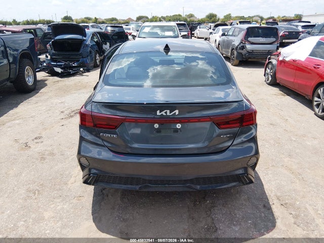2022 Kia Forte Gt-line მანქანა იყიდება აუქციონზე, vin: 3KPF54AD2NE495983, აუქციონის ნომერი: 45832541