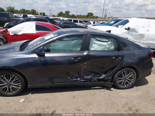 2022 Kia Forte Gt-line მანქანა იყიდება აუქციონზე, vin: 3KPF54AD2NE495983, აუქციონის ნომერი: 45832541