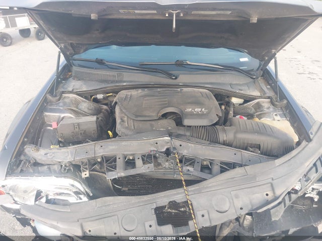 45832550 :رقم المزاد ، 2C3CCAKG4EH265015 vin ، 2014 Chrysler 300c Awd مزاد بيع