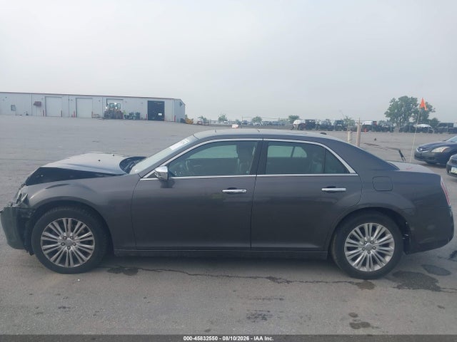 45832550 :رقم المزاد ، 2C3CCAKG4EH265015 vin ، 2014 Chrysler 300c Awd مزاد بيع