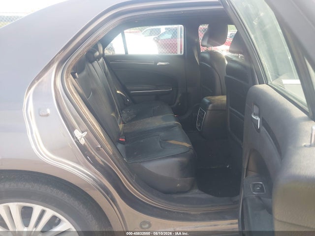 45832550 :رقم المزاد ، 2C3CCAKG4EH265015 vin ، 2014 Chrysler 300c Awd مزاد بيع