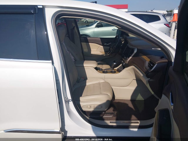 Продажа на аукционе авто 2019 Gmc Acadia Denali, vin: 1GKKNPLS2KZ101558, номер лота: 45832563