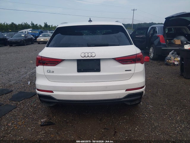 Aukcja sprzedaży 2023 Audi Q3 Premium 45 Tfsi S Line Quattro Tiptronic, vin: WA1DECF31P1053214, numer aukcji: 45832579