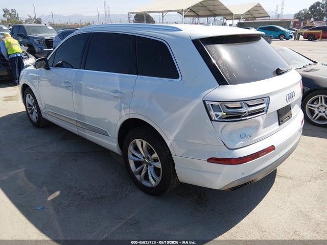 WA1AAAF71JD053807 Audi Q7 3.0t Premium