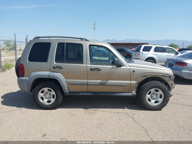 2005 Jeep Liberty Sport მანქანა იყიდება აუქციონზე, vin: 1J4GL48K05W516909, აუქციონის ნომერი: 45832742