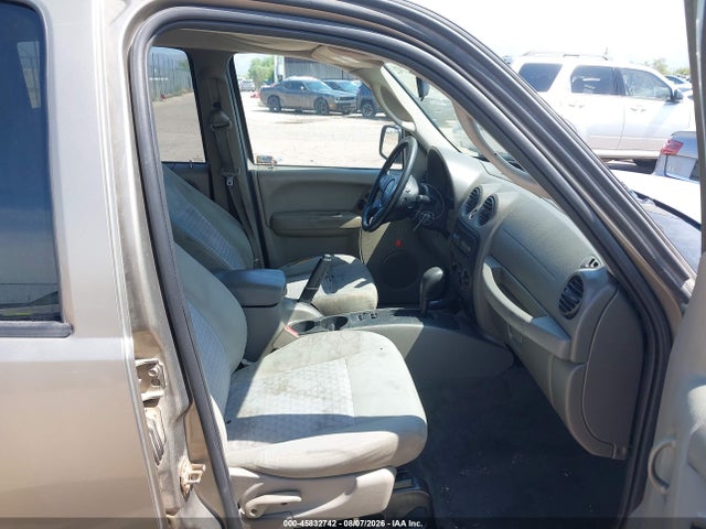 2005 Jeep Liberty Sport მანქანა იყიდება აუქციონზე, vin: 1J4GL48K05W516909, აუქციონის ნომერი: 45832742