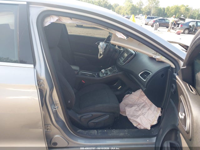 Aukcja sprzedaży 2015 Chrysler 200 S, vin: 1C3CCCBB4FN619205, numer aukcji: 45832757
