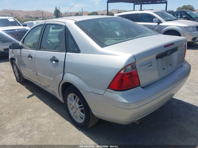 45832760 :رقم المزاد ، 1FAFP34N75W230044 vin ، 2005 Ford Focus Zx4 مزاد بيع