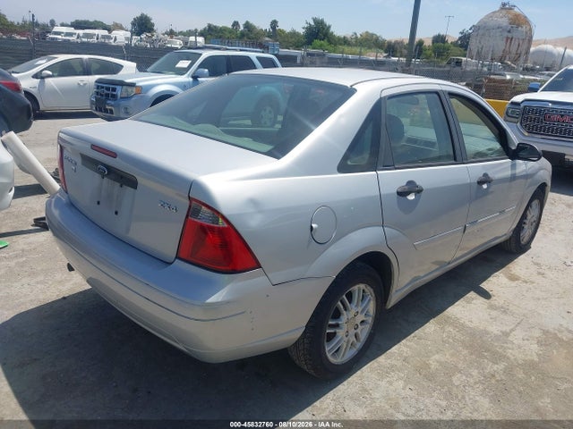 45832760 :رقم المزاد ، 1FAFP34N75W230044 vin ، 2005 Ford Focus Zx4 مزاد بيع