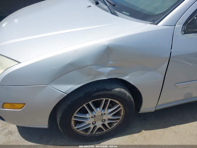 45832760 :رقم المزاد ، 1FAFP34N75W230044 vin ، 2005 Ford Focus Zx4 مزاد بيع