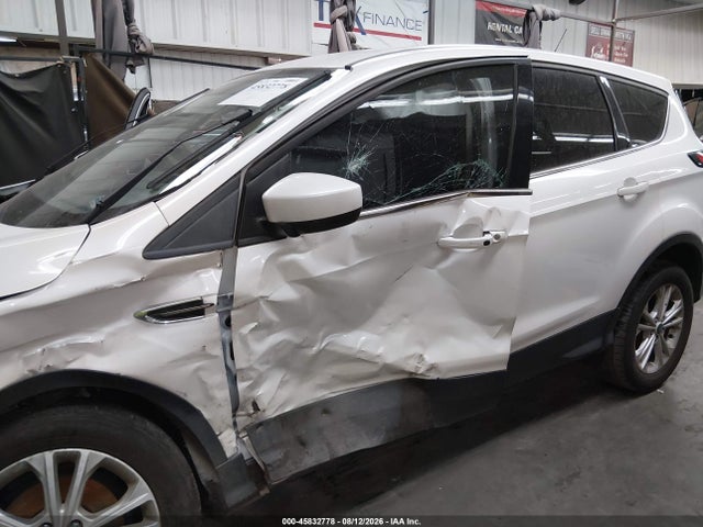 1FMCU0GD9KUA81548 Ford ESCAPE SE