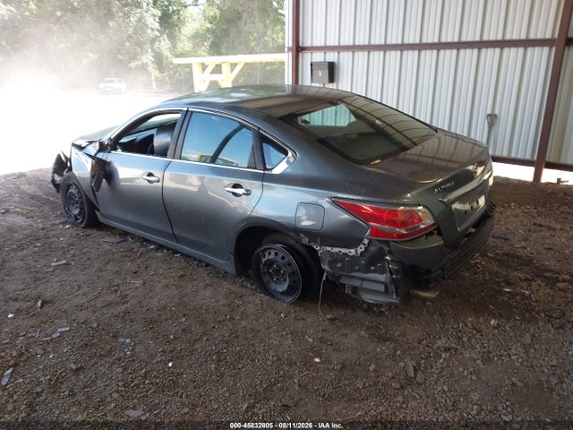 Nissan Altima 2.5 S 2015 1N4AL3AP4FC187555 Image 3
