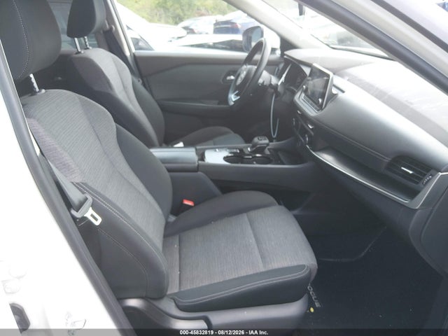 45832819 :رقم المزاد ، 5N1BT3BAXPC946036 vin ، 2023 Nissan Rogue Sv Fwd مزاد بيع