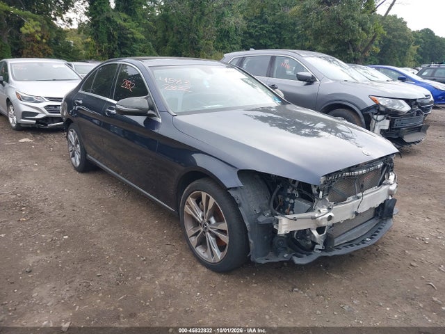 45832832 :رقم المزاد ، 55SWF8EB0KU284007 vin ، 2019 Mercedes-benz C 300 4matic مزاد بيع